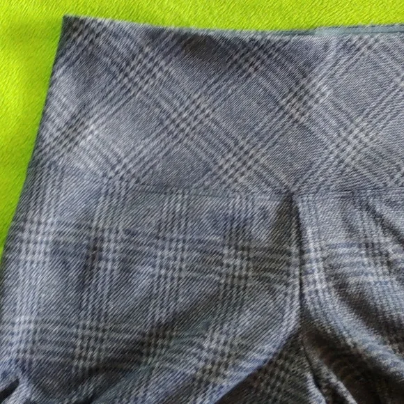 Women with Control Pants - Picture 5 of 5